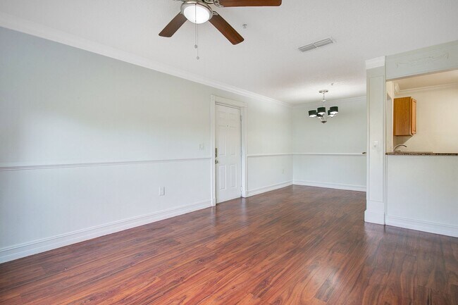 Photo - 2053 Dixie Belle Dr Unidad 2053J