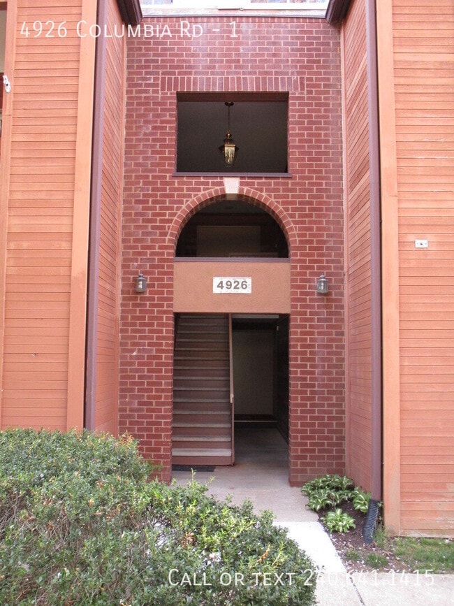 4926 Columbia Rd
