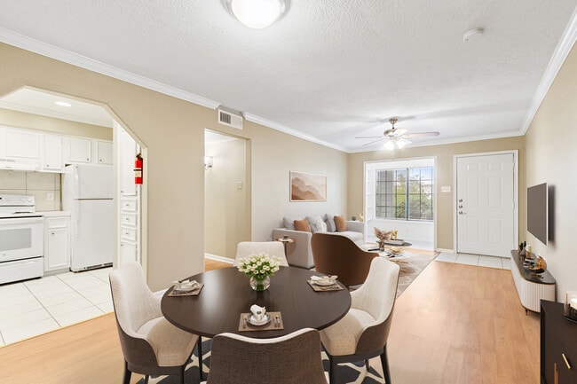 Photo - Walden of Westchase