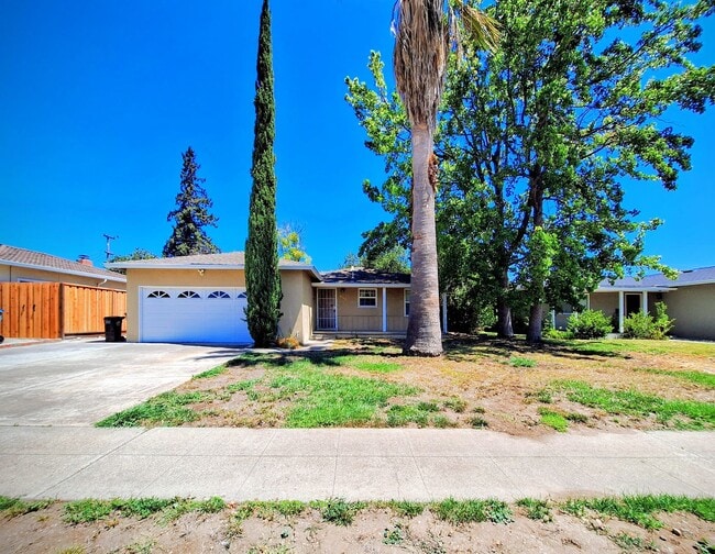 2162 Tamie Ln