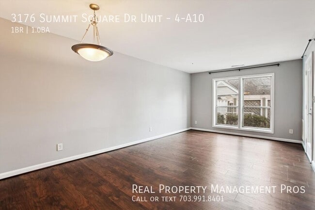 Photo - 3176 Summit Square Dr Unit 4-A10