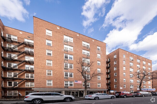 Photo - King Apartments