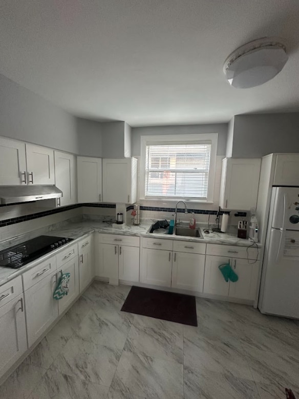 Building Photo - 3619 N Lamon Ave Unit 1 Rental