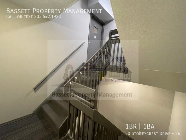 Photo - 30 Stoneycrest Dr