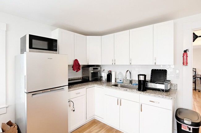 Photo - Top-Level Fry's Spring Apartment With Utilities Included Unit Fontaine Ave 2309 #3
