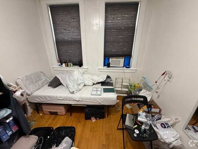 Building Photo - 168 Endicott St Unit 2F Rental