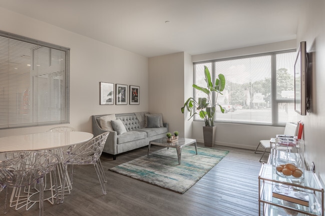 The Bowie: 1BD 1 BA 802 sq ft