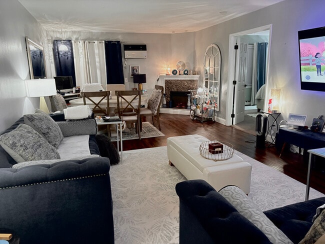 Photo - 55 Mill Plain Rd Unit 33-18