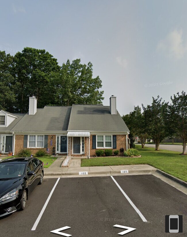 100 Farmstead Pl Townhome Townhome Rental in Yorktown VA