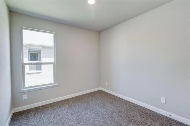 Photo - 15524 Balham Pass