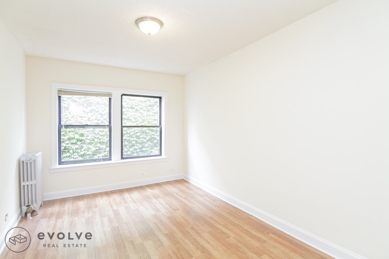Photo - 1742 N Humboldt Blvd Apartments