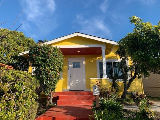 Beautiful Modern 2 Bedroom House - Beautiful Modern 2 Bedroom House