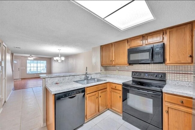 Photo - 2124 Fletchers Point Cir