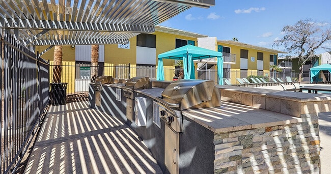 Westpointe Apartments & Townhomes
