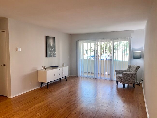 Photo - Horizons West Apartments