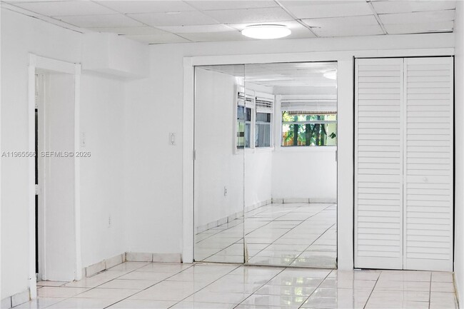 Photo - 5831 Taylor St Unidad 3