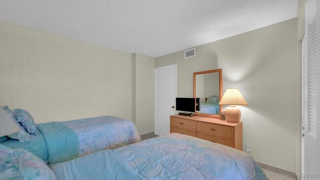 450 Egret Cir Unit 9207