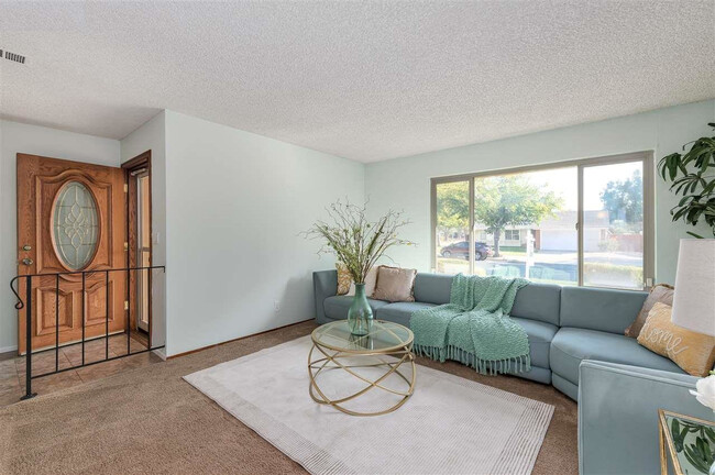 Photo - 5951 Hansen Dr