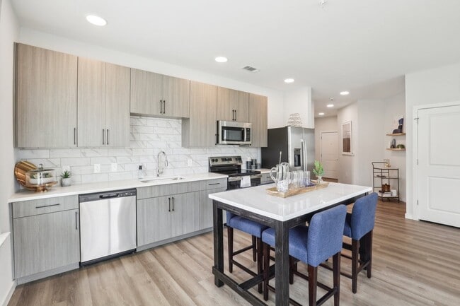 Photo - Peterson Station at Sunset Lake