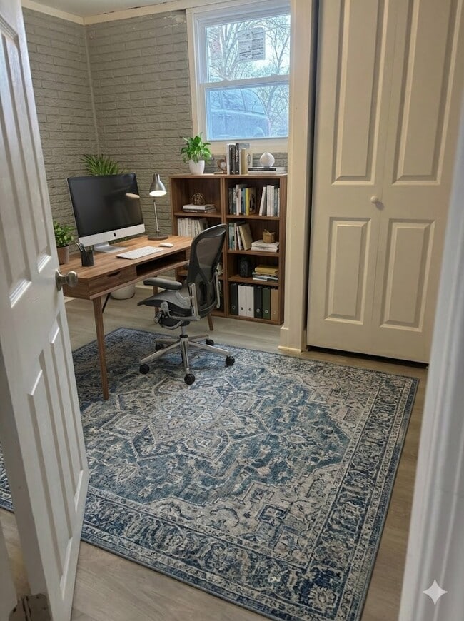 Photo - 1453 Diplomat Ln