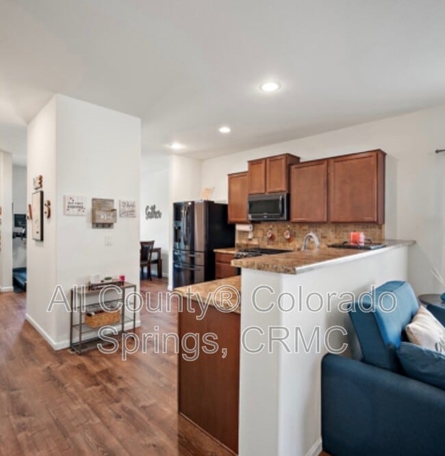 Photo - 10084 Thunderbolt Trail