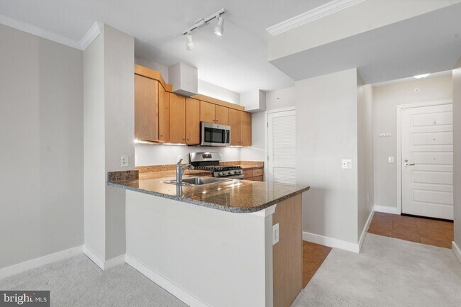 Photo - 631 D St NW Unit 1037