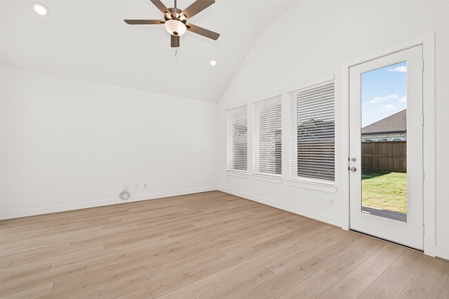 Building Photo - 4916 Northern Wds Dr