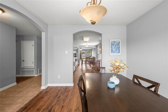 Photo - 3800 Hickox Dr