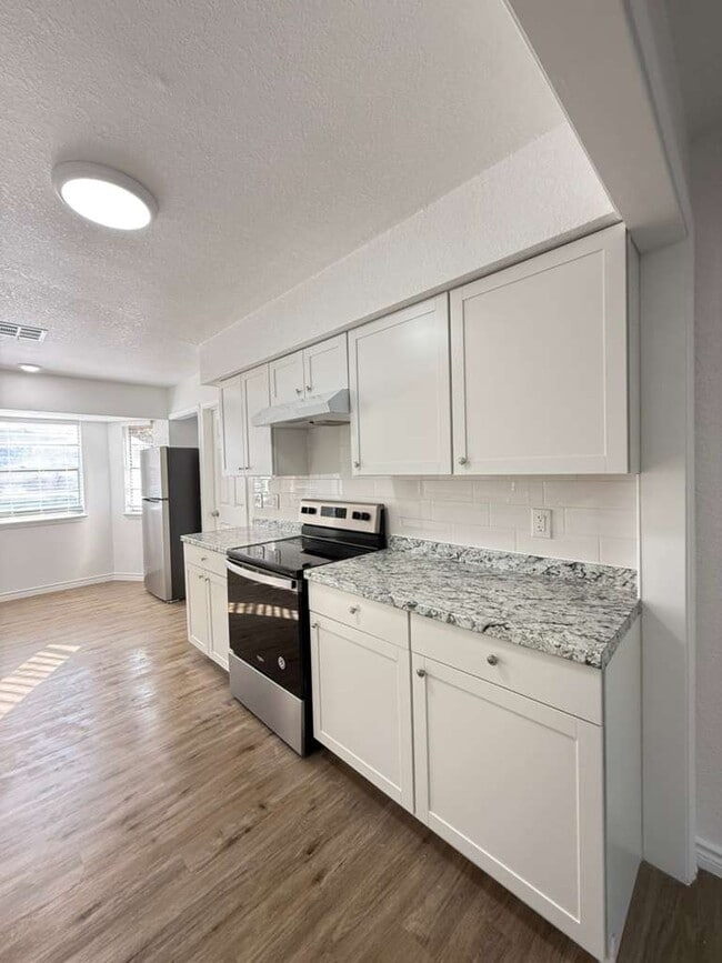 Photo - 4510 Briargrove St