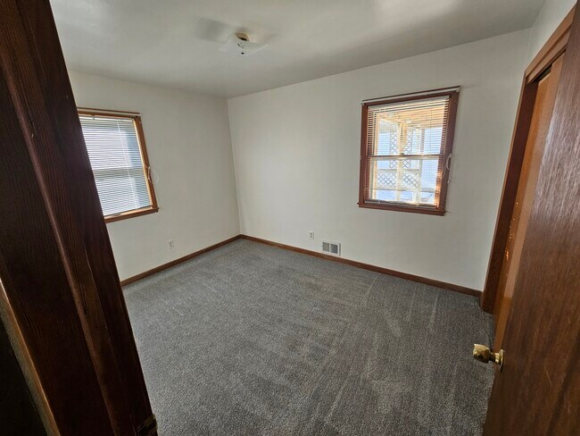 Photo - 705 N Highland Ave