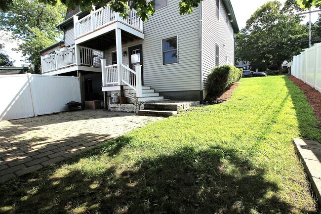 Photo - 154 Bigelow St