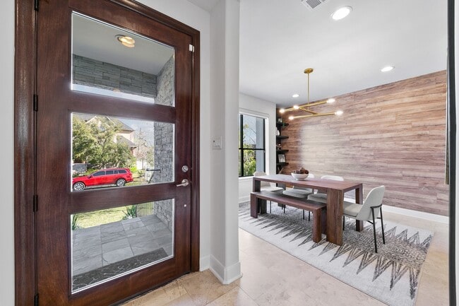 Photo - 4301 Vivian St