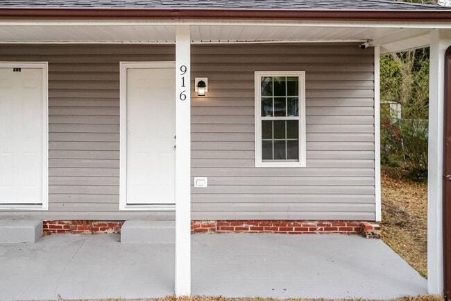 Photo - Completely Remodeled One Bedroom Home!