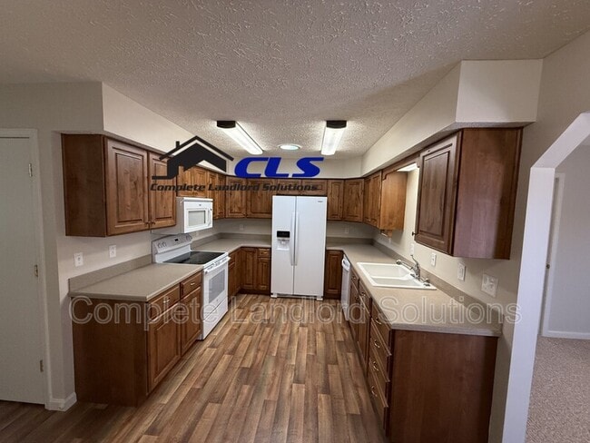 Photo - 1752 E Morgan Dr