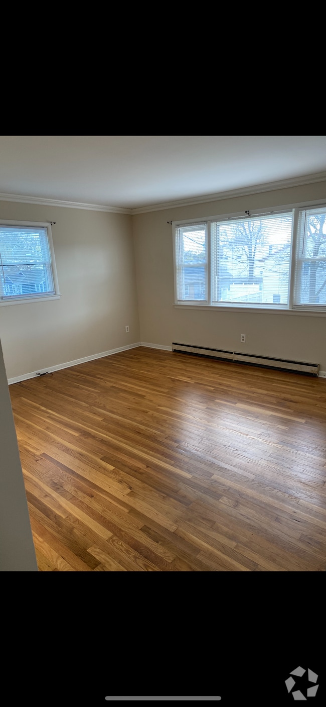 Building Photo - 207 Gertrude Ter Rental