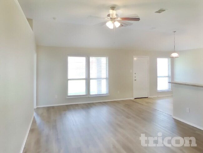 Photo - 4200 Agate Dr