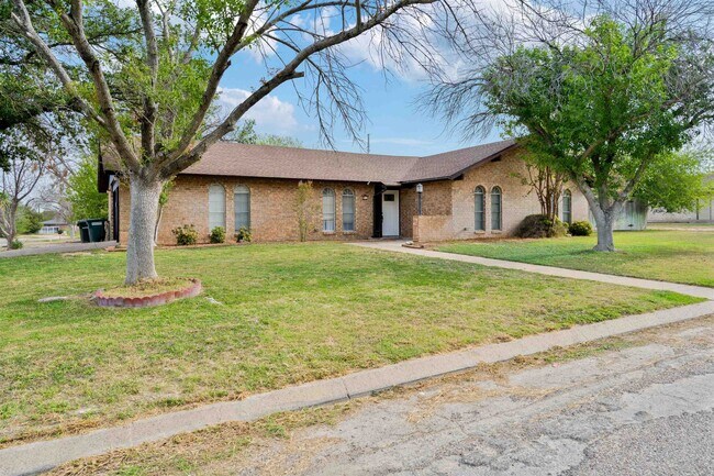 Photo - 13 Nighthawk Trail