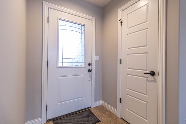 Photo - 2705 Iron Gate Dr