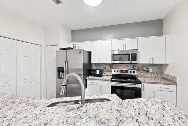 Photo - 406 W Santa Catalina Cir