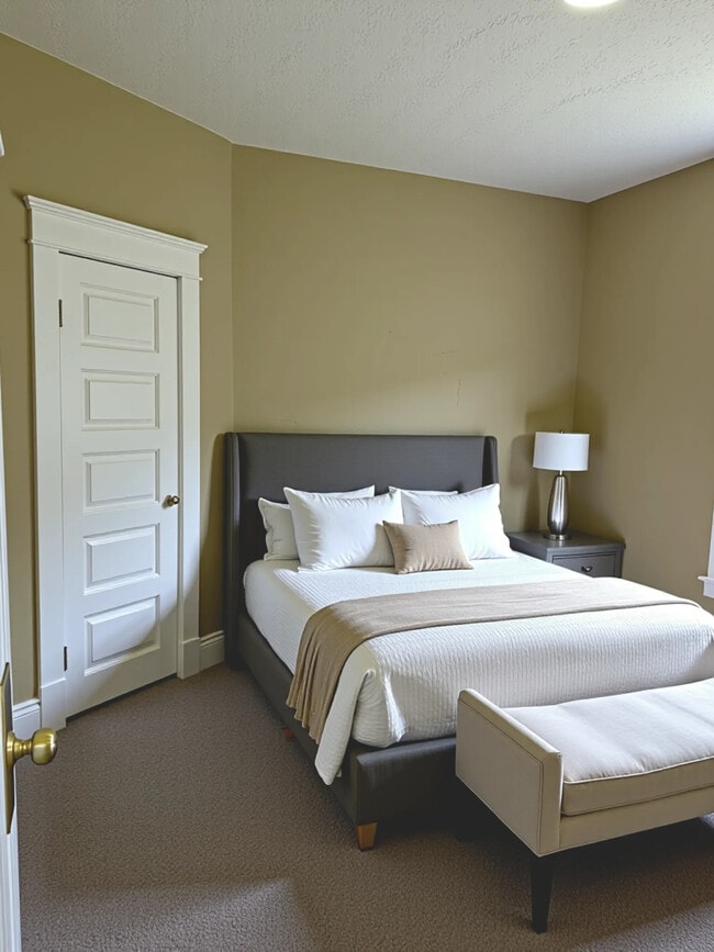 Photo - 1338 Lakeview Rd