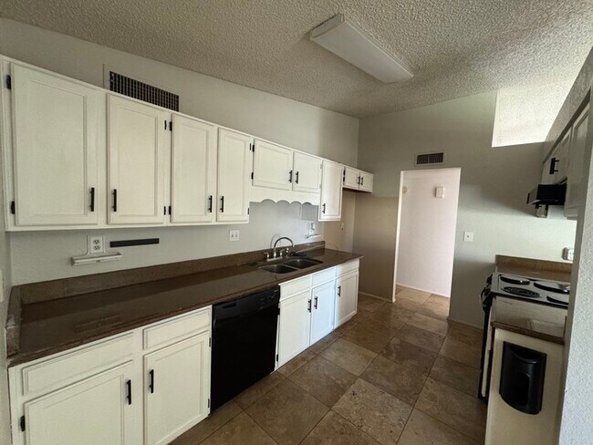 Photo - 5239 W Freeway Ln