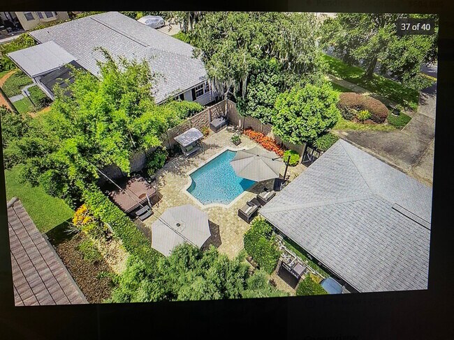 Photo - 1681 Woodland Ave