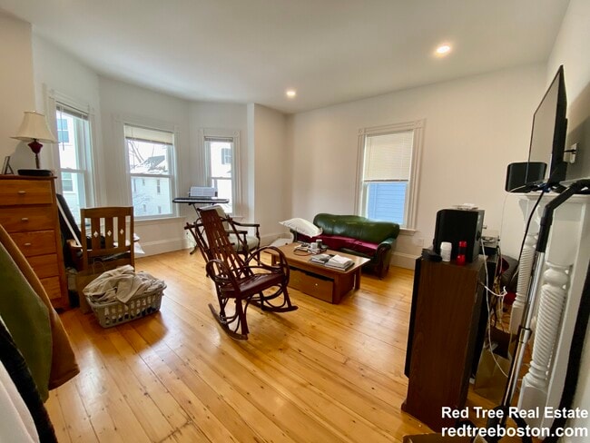 Photo - 39 Goldsmith St Unit 2