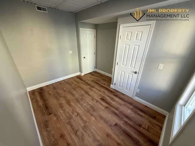 Photo - 47 Bogle St Unidad 2