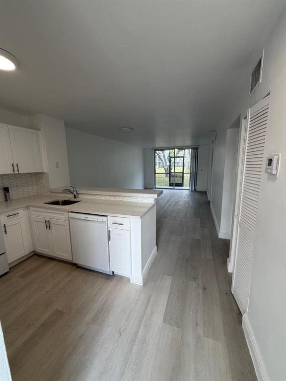 Photo - 8730 N Sherman Cir Unit 304