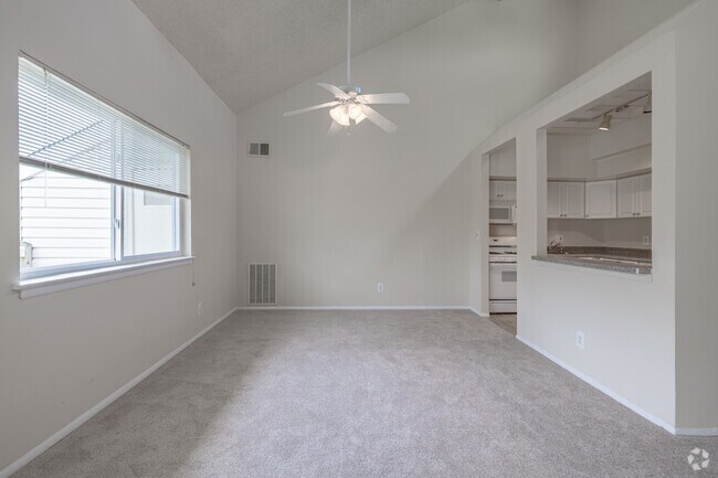 2BR, 2BA - 1,370SF - The Ruxton - Dining Room
