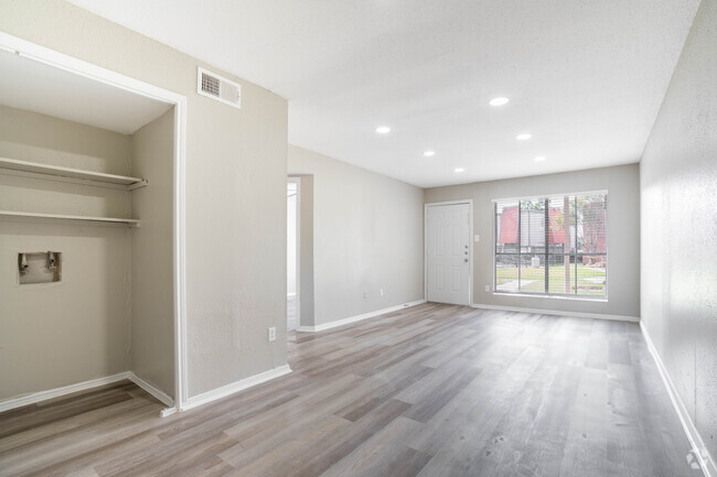 Interior Photo - Springs of Lake Jackson Apartments