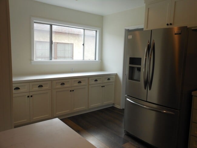 Photo - Charming Home near LMU