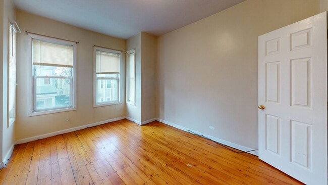 Photo - 15-17 Langdon St Unidad 17-2