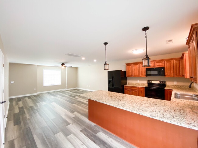 Photo - The Highlands on Main